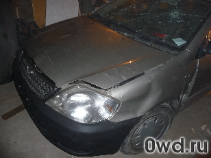 Битый автомобиль Toyota Corolla Fielder