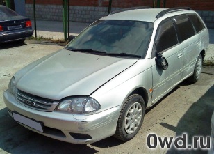 Битый автомобиль Toyota Caldina