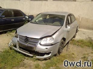 Битый автомобиль Volkswagen Jetta