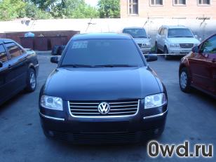 Битый автомобиль Volkswagen Passat